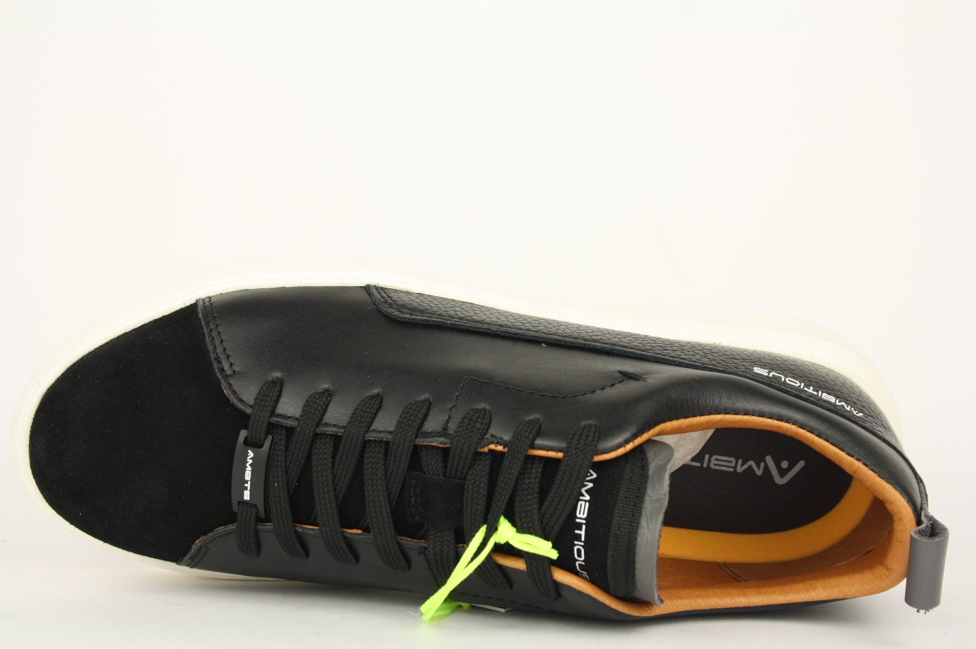 10820 NERO LACCI UOMO