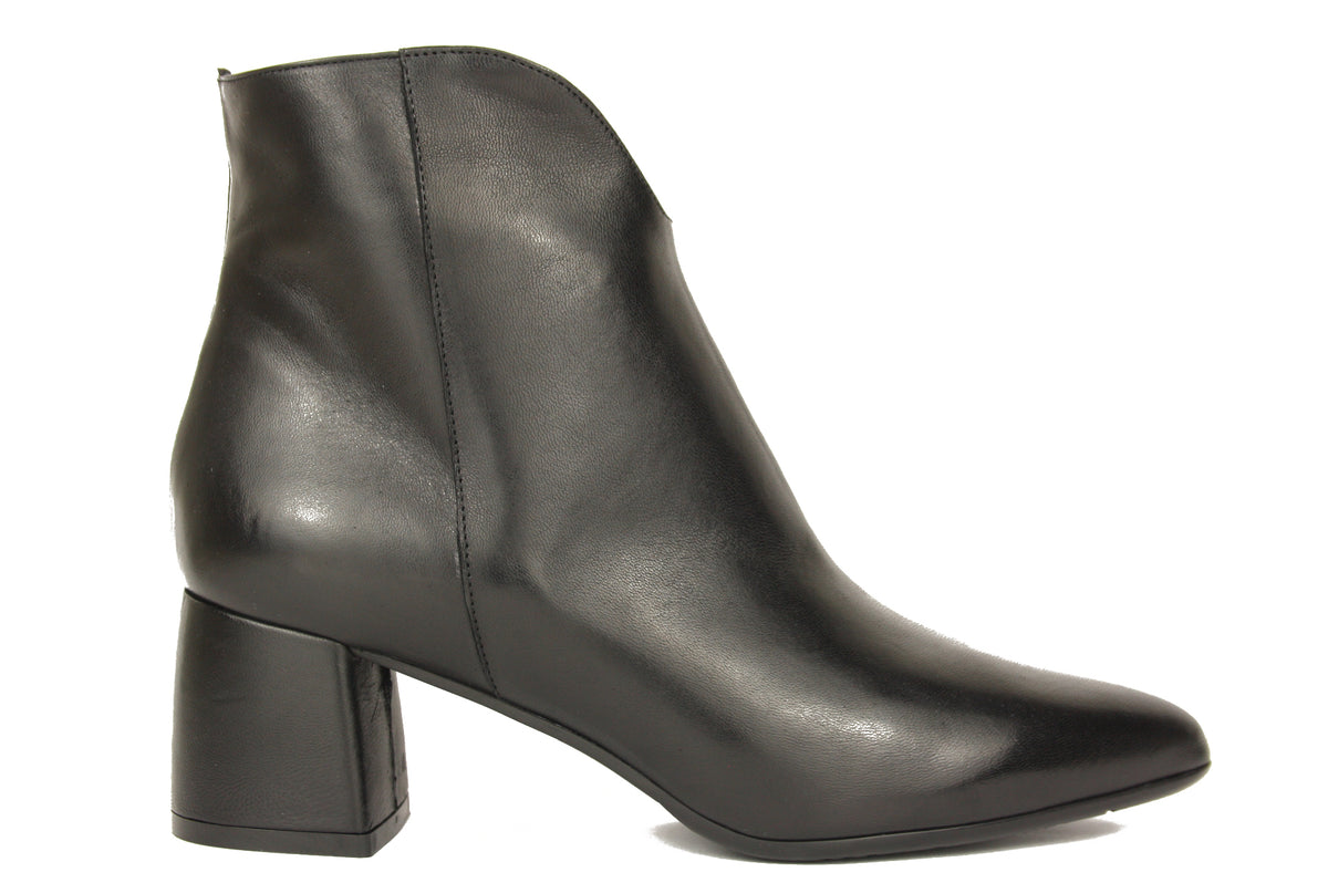E758 NERO TRONCHETTO DONNA