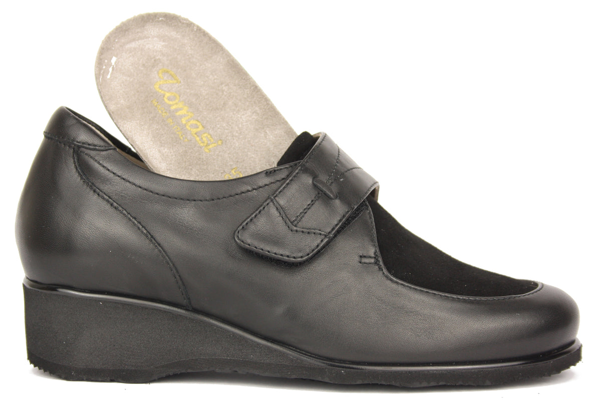 LAVINIA VANITY NERO CHIUSURA A STRAPPO DONNA