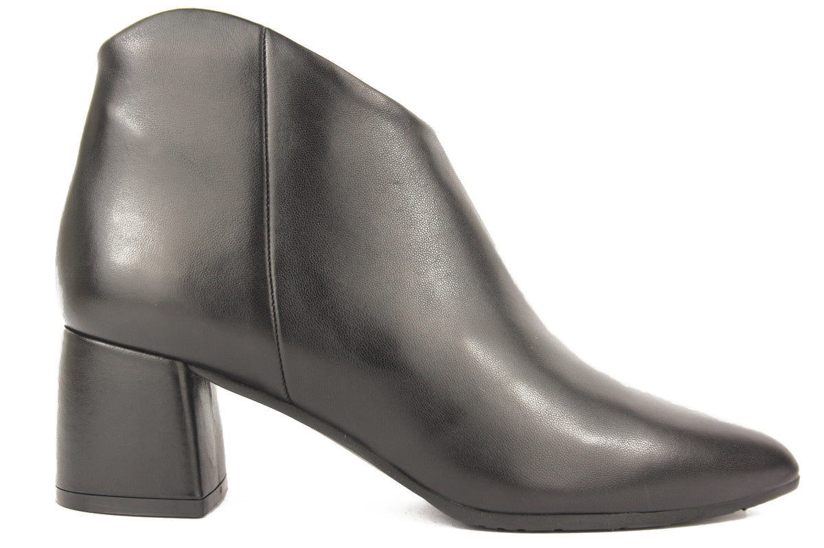E752 NERO TRONCHETTO DONNA
