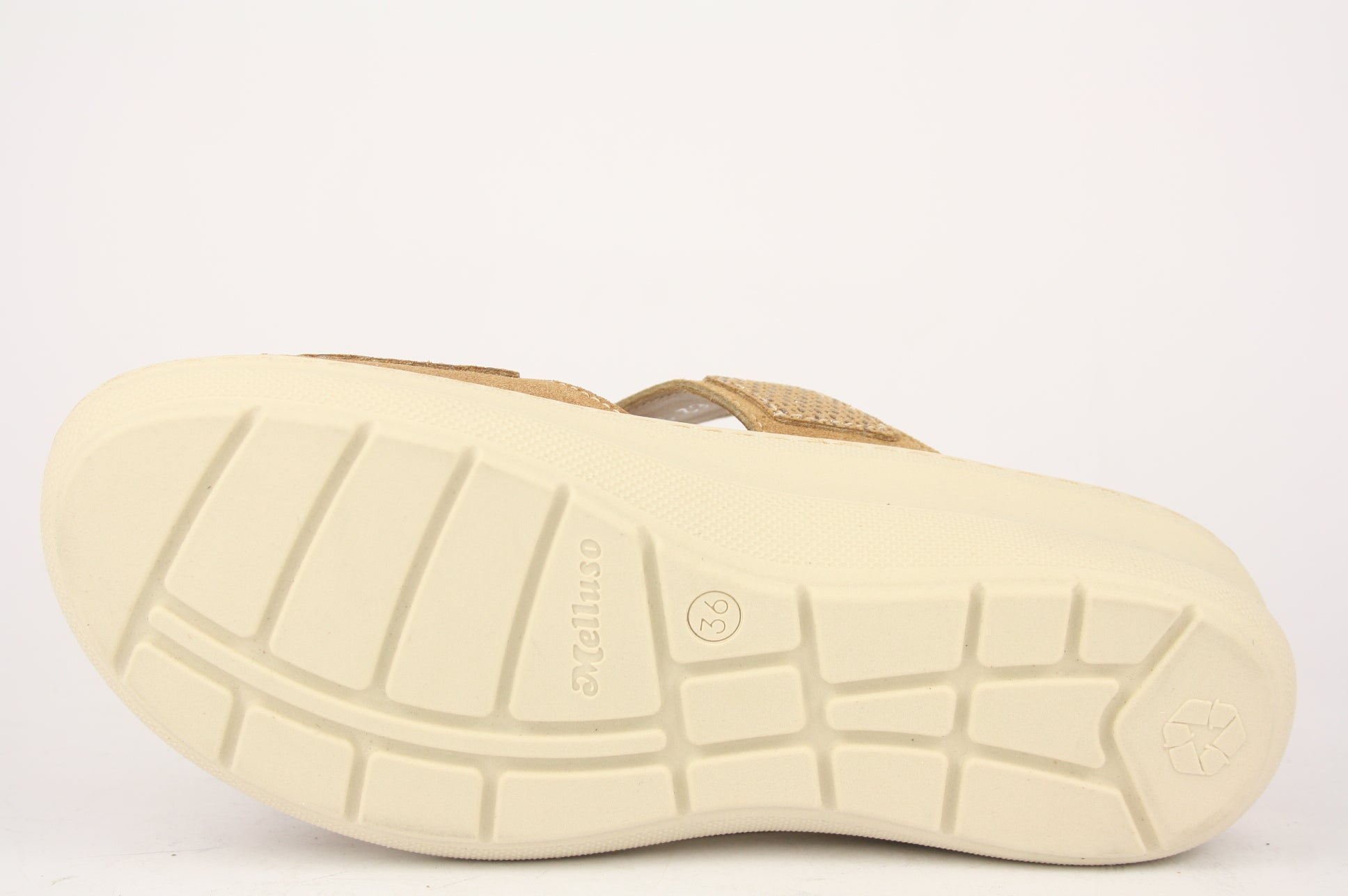 K95207 BEIGE CIABATTA SANDALO DONNA