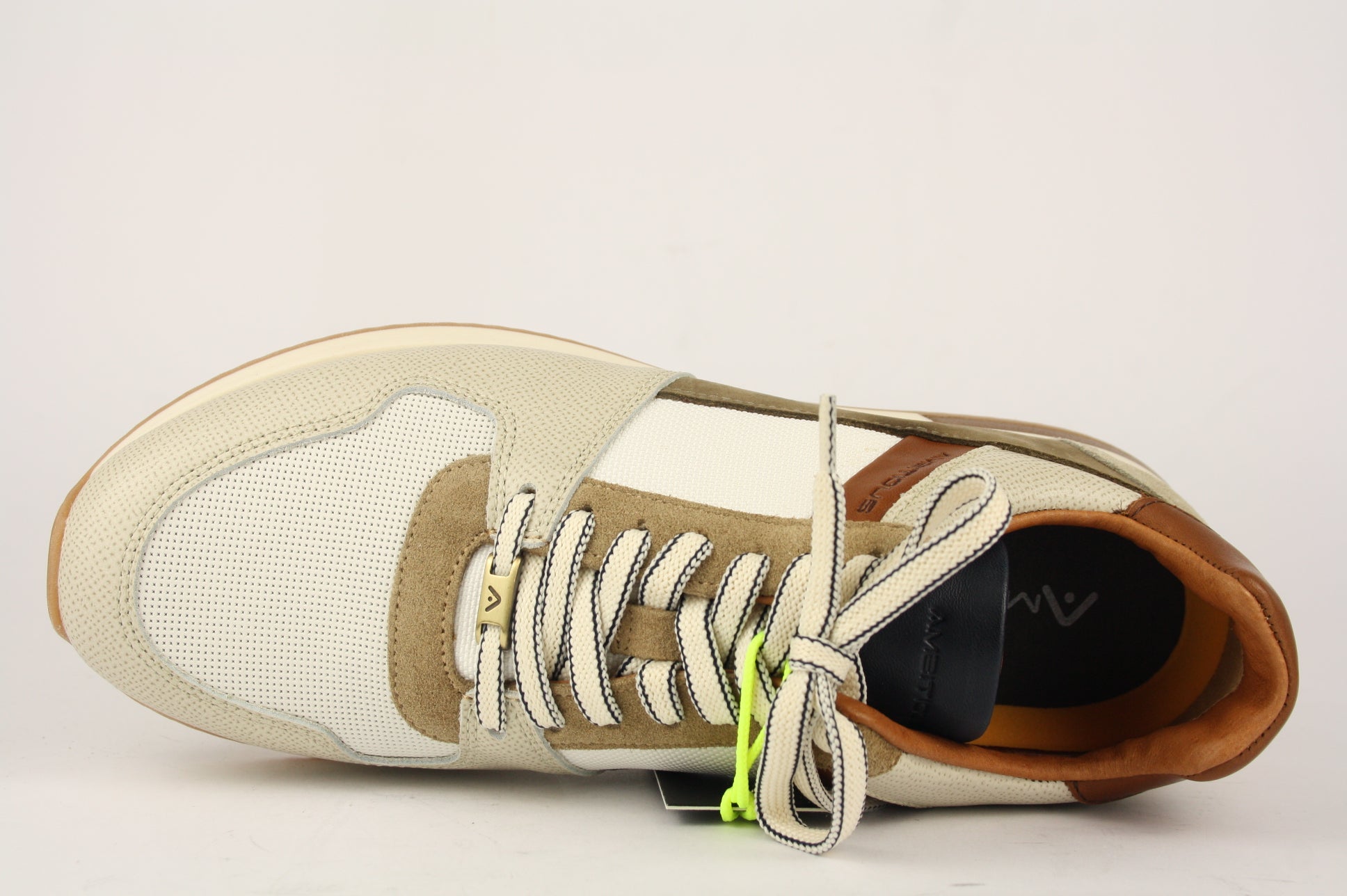 11240 BEIGE LACCI UOMO