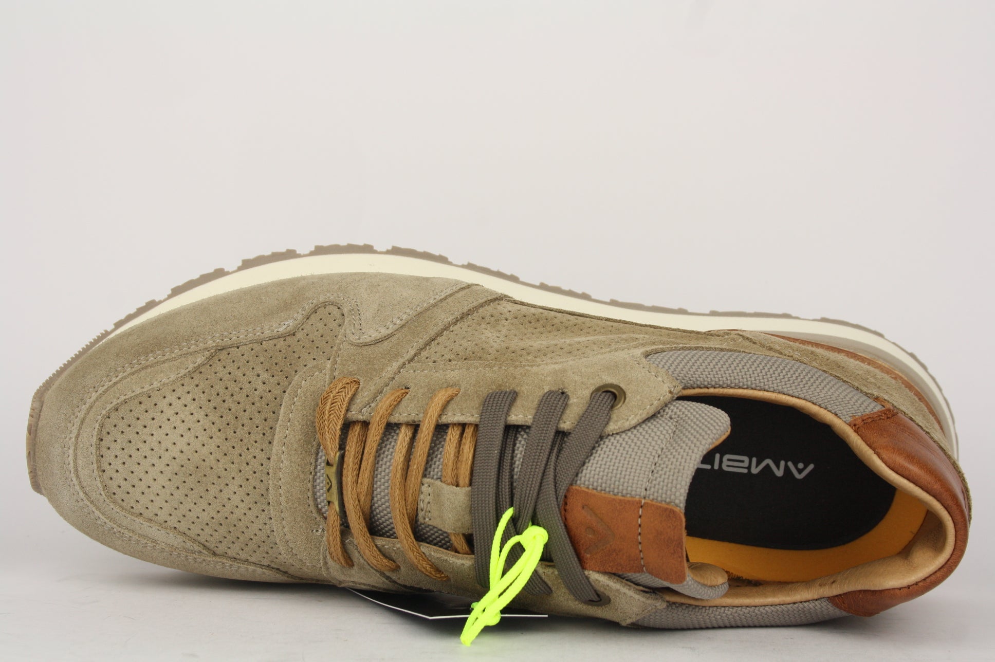 13905A BEIGE LACCI UOMO