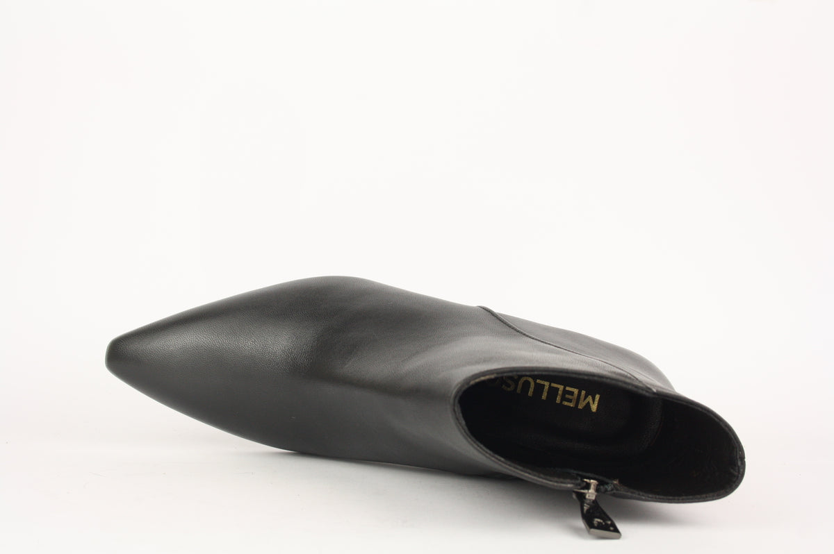 Z822 NERO TRONCHETTO DONNA